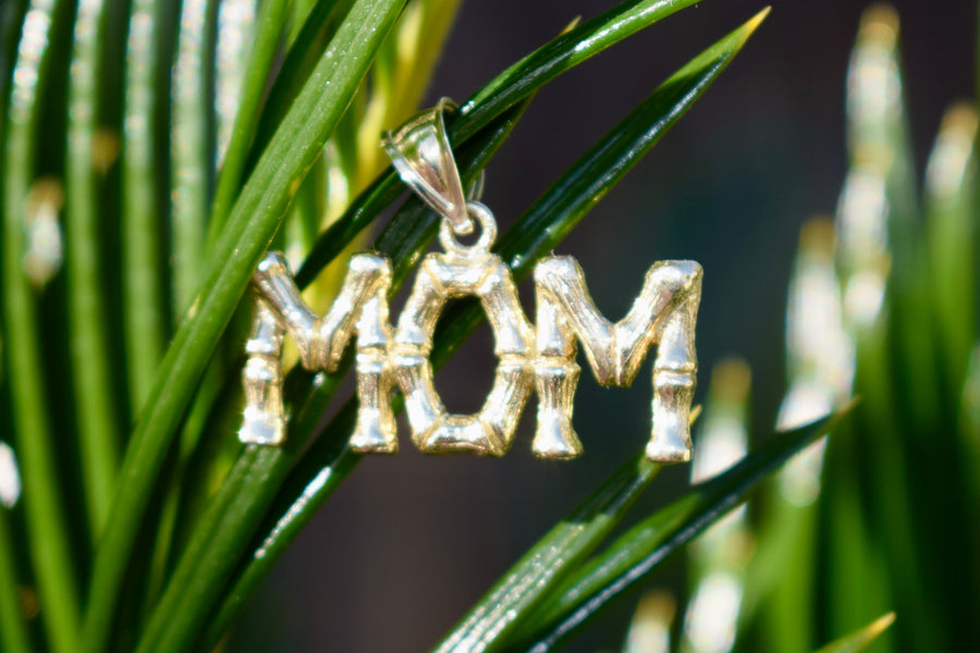 10k Vintage Bamboo "MOM" Pendant