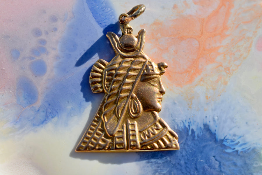 Estate 14k Gold Queen Isis Pendant "Welcom to Egypt"